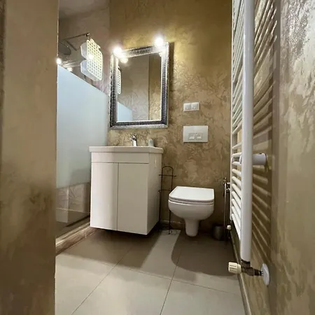 Lipovei Easybook Apartment *