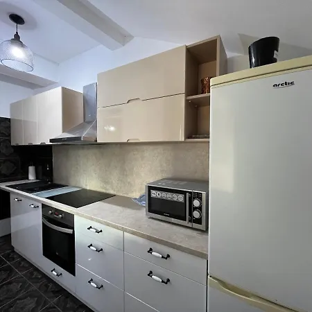 Nest Near Amazonia And Iulius Town Apartment Timisoara