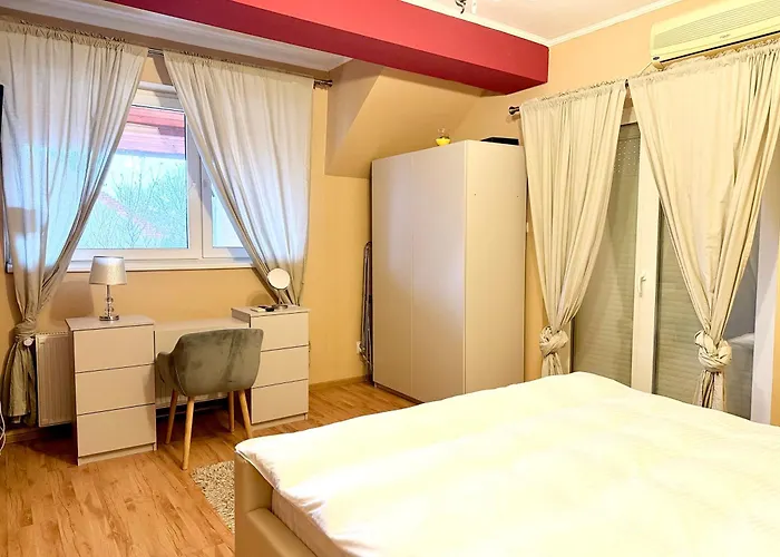 Nest Near Amazonia And Iulius Town Apartment *